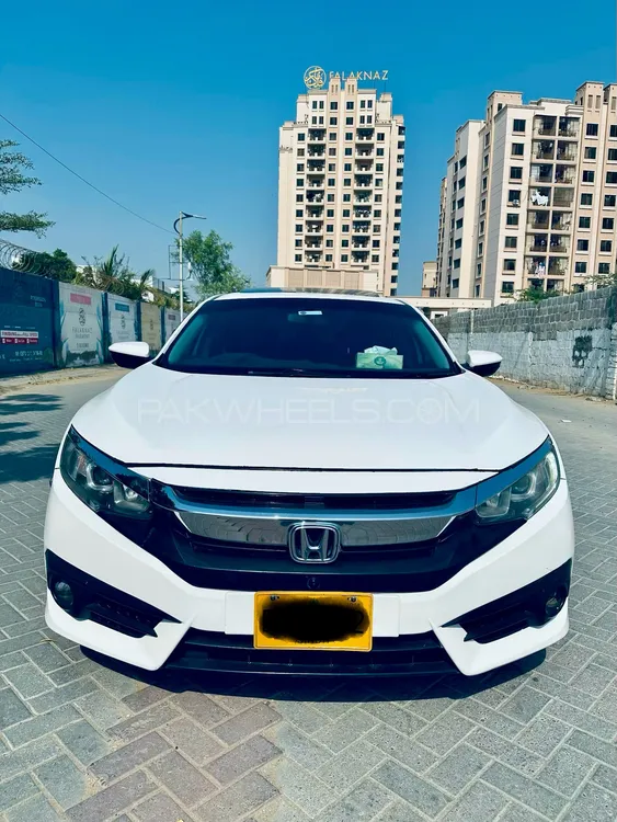 Honda Civic 2018 for Sale in Karachi Image-1