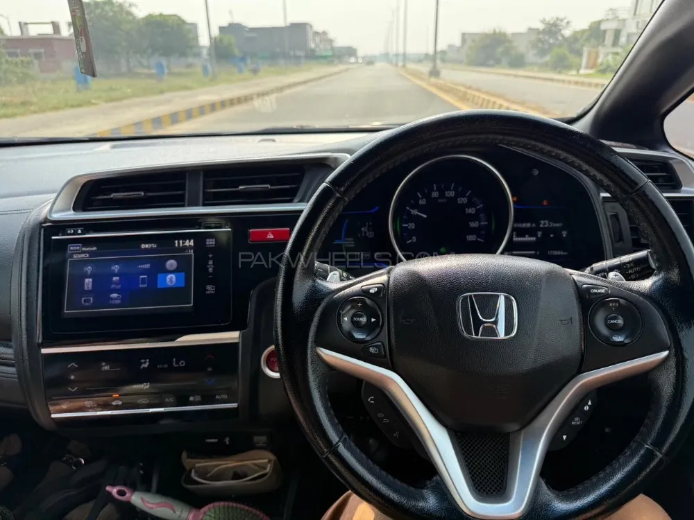 Honda Fit 2013 for Sale in Lahore Honda Fit 2013 for Sale in Lahore Image-7