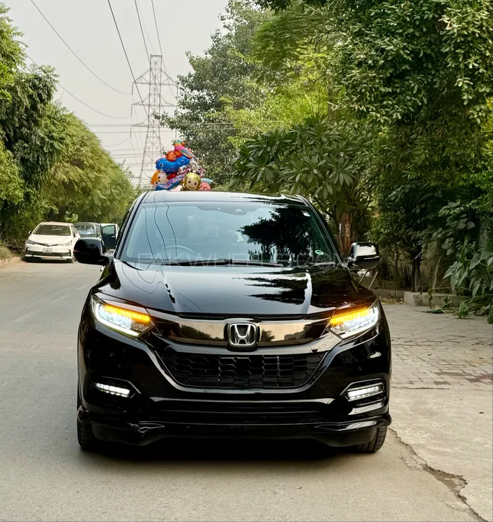 Honda Vezel 2019 for Sale in Lahore Honda Vezel 2019 for Sale in Lahore Image-1