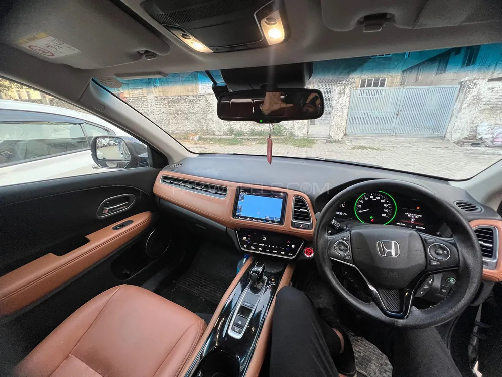 Honda Vezel 2019 for Sale in Islamabad Honda Vezel 2019 for Sale in Islamabad Image-7