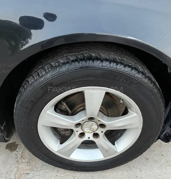 Mercedes Benz C Class 2005 for Sale in Lahore Mercedes Benz C Class 2005 for Sale in Lahore Image-8