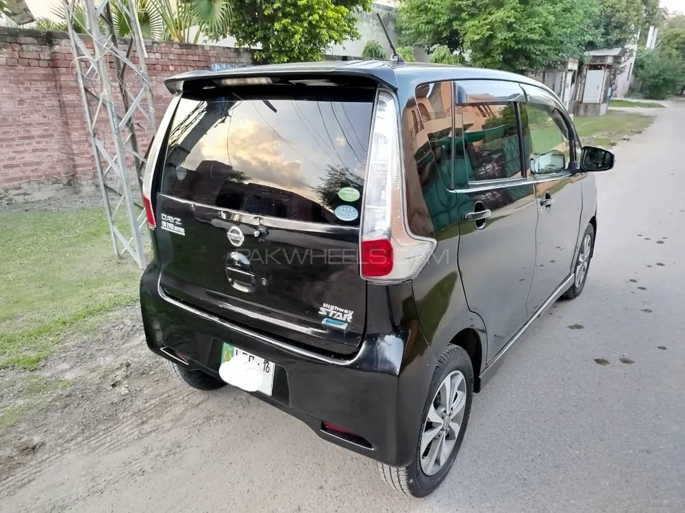 Nissan Dayz 2014 for Sale in Lahore Nissan Dayz 2014 for Sale in Lahore Image-2
