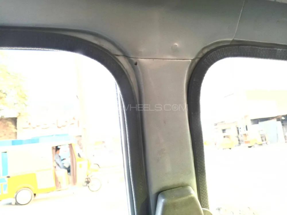 Suzuki Mehran 2005 for Sale in Mardan Suzuki Mehran 2005 for Sale in Mardan Image-16