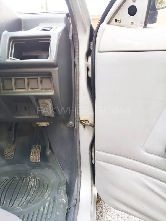 Suzuki Mehran 2005 for Sale in Mardan Suzuki Mehran 2005 for Sale in Mardan Image-20
