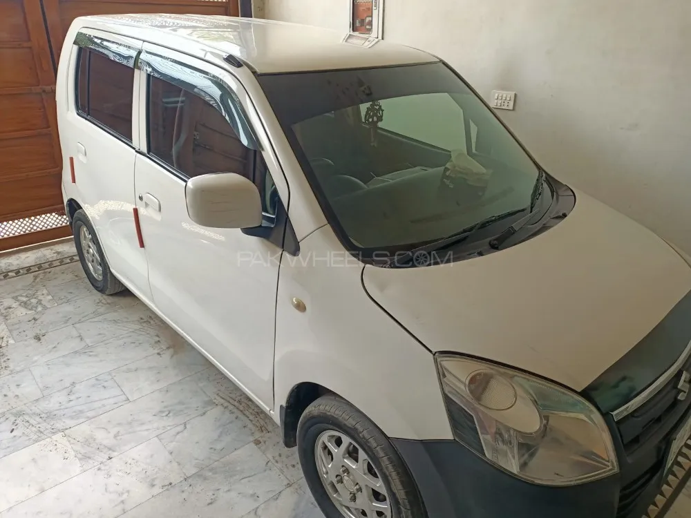 Suzuki Wagon R 2017 for Sale in Faisalabad Suzuki Wagon R 2017 for Sale in Faisalabad Image-1