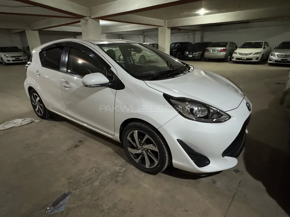 ٹویوٹا اکوا 2020 for Sale in پشاور ٹویوٹا اکوا 2020 for Sale in پشاور Image-11