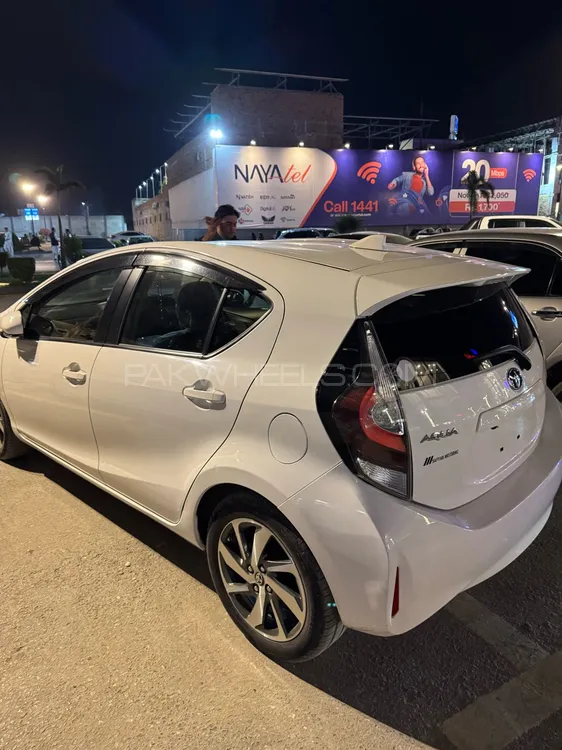 ٹویوٹا اکوا 2020 for Sale in پشاور ٹویوٹا اکوا 2020 for Sale in پشاور Image-3