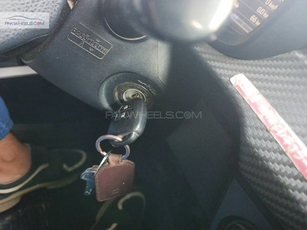 Toyota Corolla Fielder 2014 for Sale in Lahore Toyota Corolla Fielder 2014 for Sale in Lahore Image-13