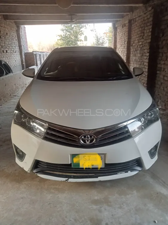 Toyota Corolla 2016 for Sale in Sialkot Toyota Corolla 2016 for Sale in Sialkot Image-1