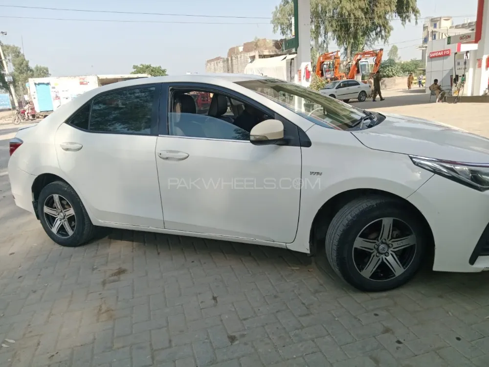 Toyota Corolla 2017 for Sale in Gujrat Toyota Corolla 2017 for Sale in Gujrat Image-7