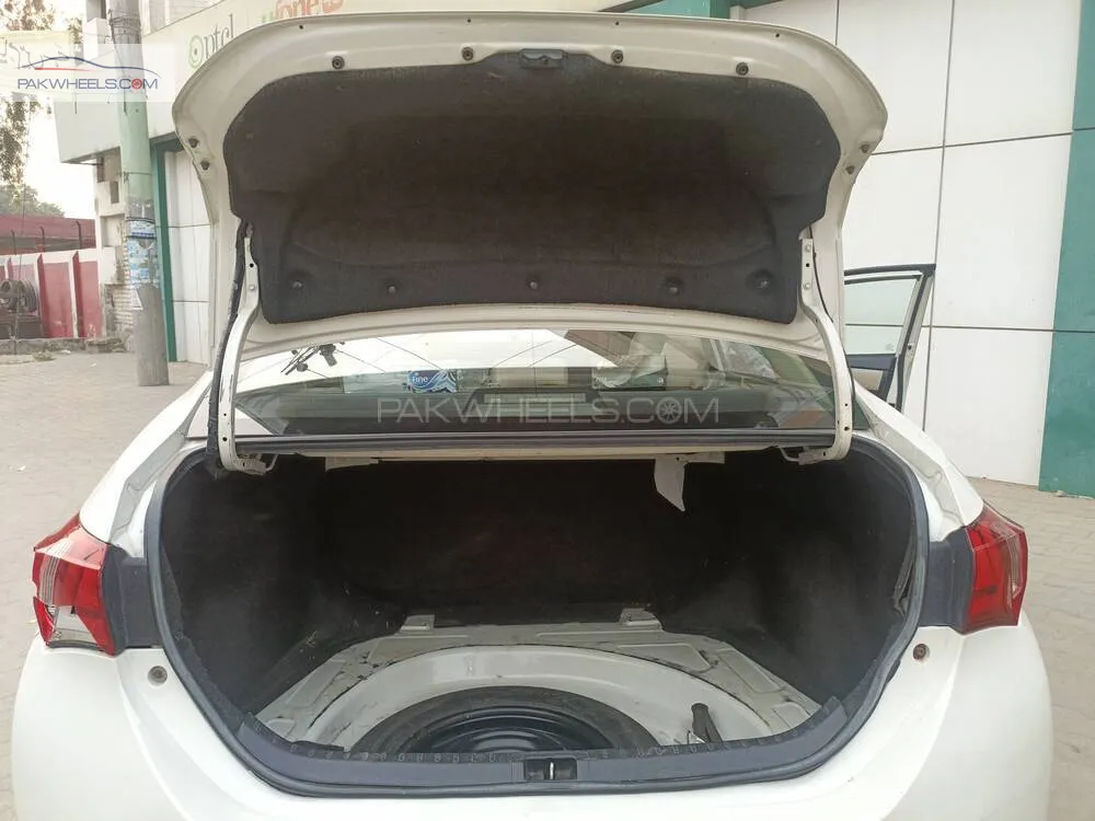 Toyota Corolla 2015 for Sale in Faisalabad Toyota Corolla 2015 for Sale in Faisalabad Image-7