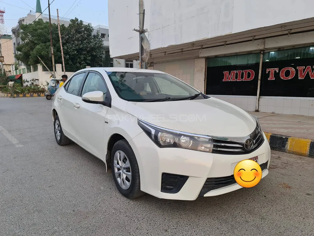 Toyota Corolla 2016 for Sale in Karachi Image-1