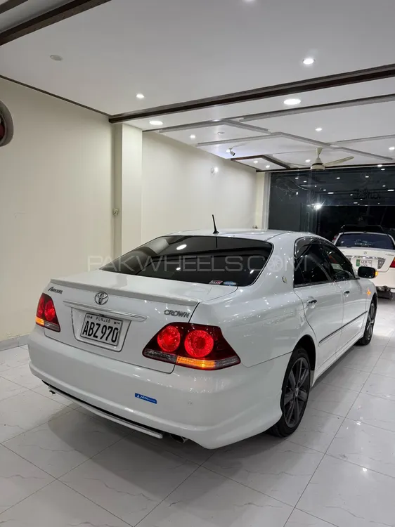 Toyota Crown 2005 for Sale in Faisalabad Toyota Crown 2005 for Sale in Faisalabad Image-15