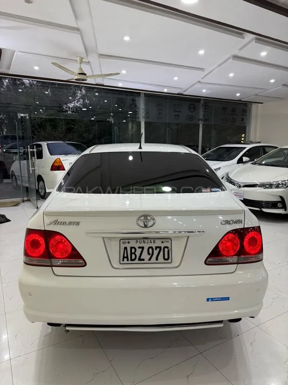 Toyota Crown 2005 for Sale in Faisalabad Toyota Crown 2005 for Sale in Faisalabad Image-11