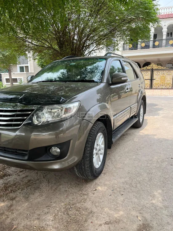 Toyota Fortuner 2014 for Sale in Lahore Image-1