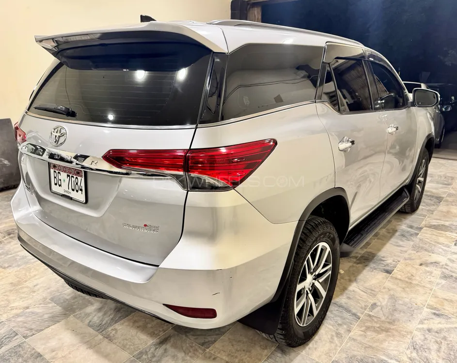 Toyota Fortuner 2018 for Sale in Karachi Toyota Fortuner 2018 for Sale in Karachi Image-15