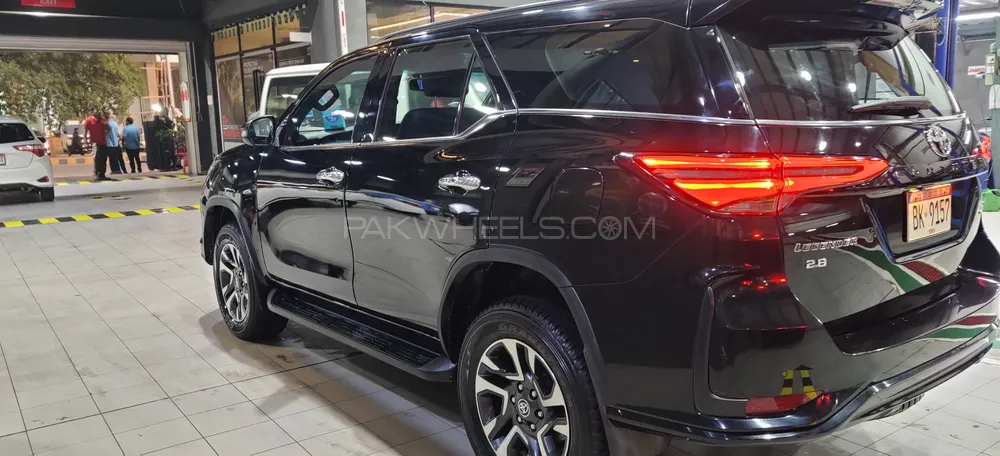 Toyota Fortuner 2022 for Sale in Karachi Toyota Fortuner 2022 for Sale in Karachi Image-7