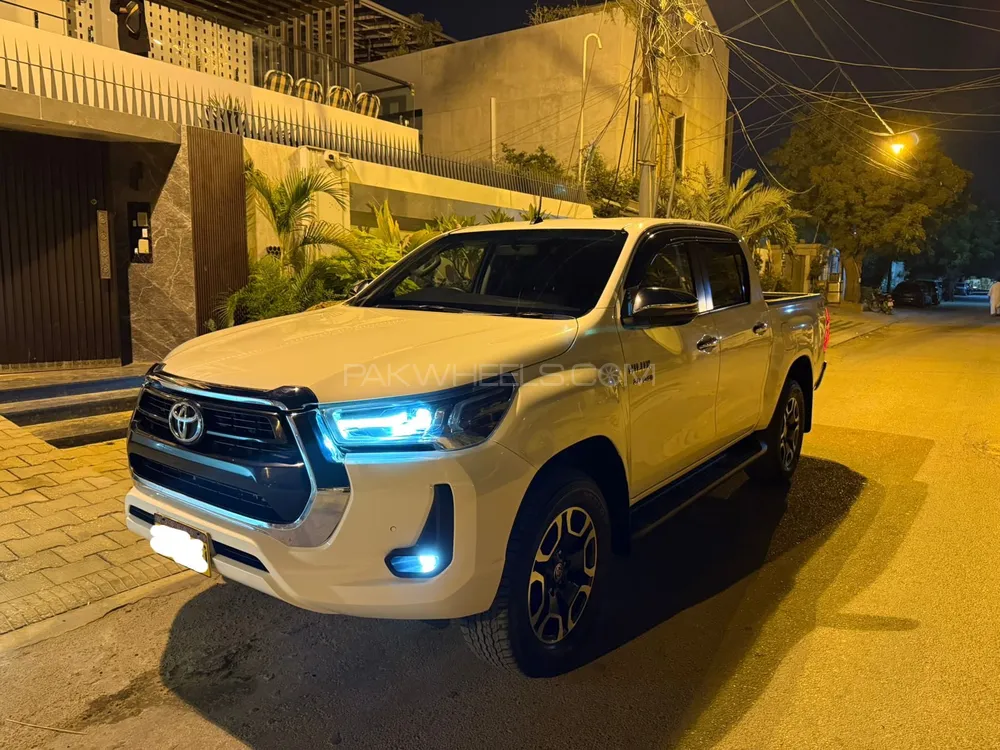 Toyota Hilux 2022 for Sale in Karachi Toyota Hilux 2022 for Sale in Karachi Image-2