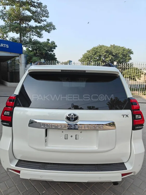 ٹویوٹا پراڈو 2020 for Sale in لاہور ٹویوٹا پراڈو 2020 for Sale in لاہور Image-17