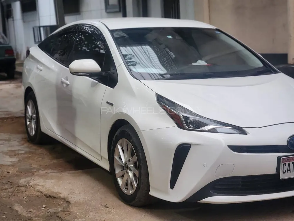 Toyota Prius 2020 for Sale in Karachi Toyota Prius 2020 for Sale in Karachi Image-2