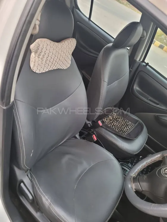 Toyota Vitz 2009 for Sale in Lahore Toyota Vitz 2009 for Sale in Lahore Image-12