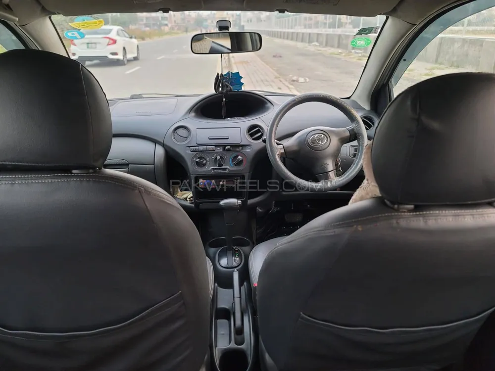 Toyota Vitz 2009 for Sale in Lahore Toyota Vitz 2009 for Sale in Lahore Image-9