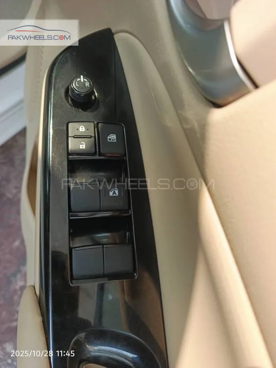 Toyota Yaris Sedan 2024 for Sale in Multan Toyota Yaris Sedan 2024 for Sale in Multan Image-12
