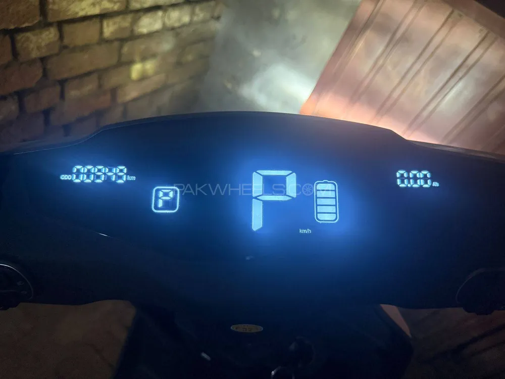 Yadea T5 2025 for Sale Image-1