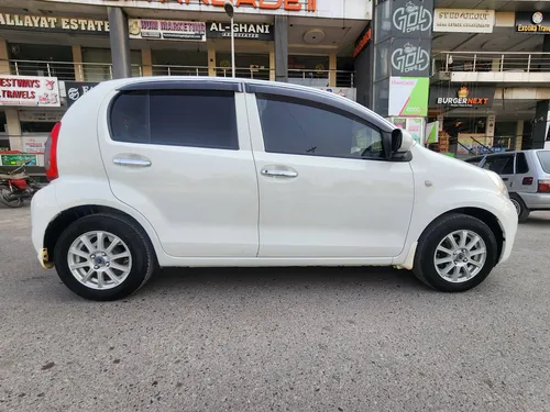 Daihatsu Boon 1.0 CL Limited 2015