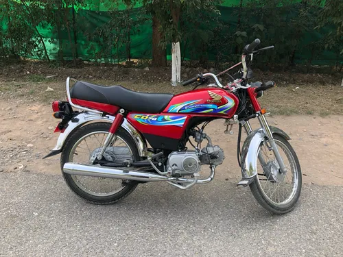 Honda CD 70 2024