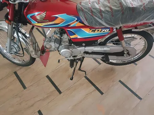 Honda CD 70 2025