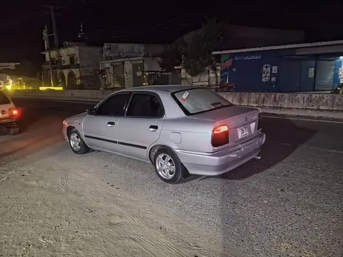 Suzuki Baleno JXR 2004