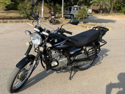 Suzuki GS 150 2018