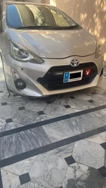 Toyota Aqua G LED Soft Leather Selection  2015