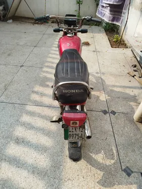 Yamaha Dhoom YD-70 2012