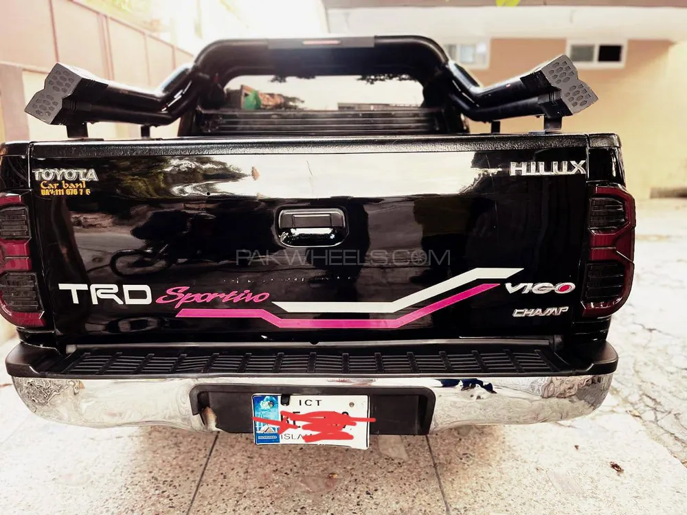 Toyota Hilux 2014 for Sale in Islamabad Toyota Hilux 2014 for Sale in Islamabad Image-5