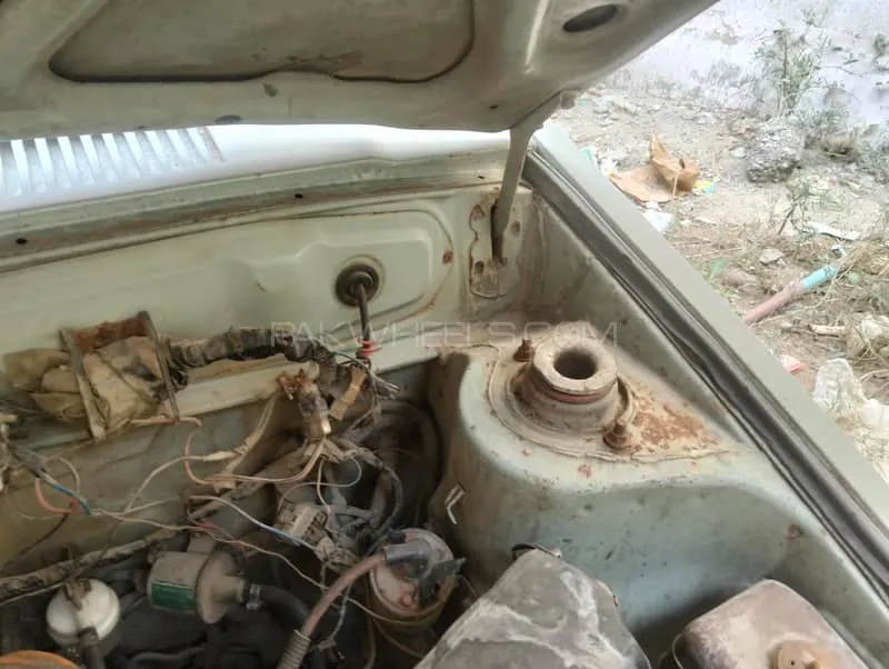 Daihatsu Charade 1984 for Sale in Karachi Daihatsu Charade 1984 for Sale in Karachi Image-5