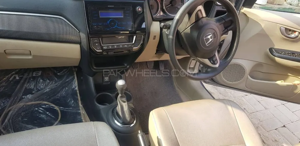 Honda BR-V 2019 for Sale in Multan Honda BR-V 2019 for Sale in Multan Image-8