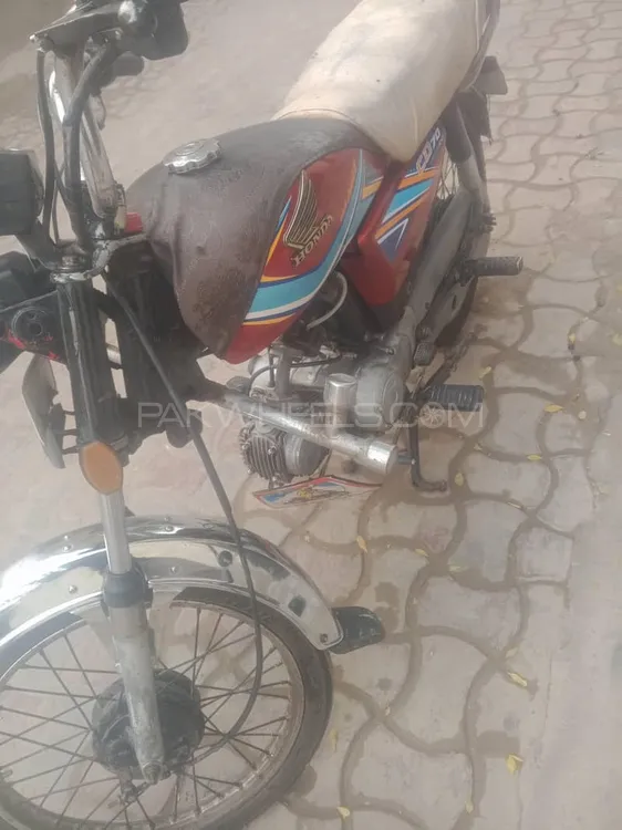 Honda CD 70 1986 for Sale Honda CD 70 1986 for Sale Image-5