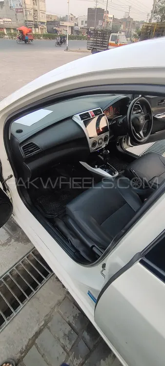 Honda City 2011 for Sale in Gujranwala Honda City 2011 for Sale in Gujranwala Image-8
