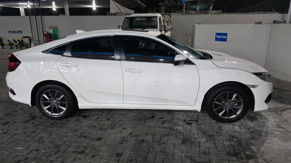 Honda Civic 2021 for Sale in Abbottabad Honda Civic 2021 for Sale in Abbottabad Image-4