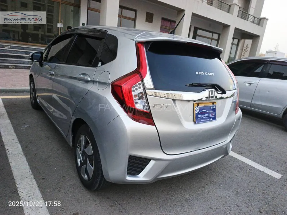 ہونڈا فٹ 2014 for Sale in کراچی ہونڈا فٹ 2014 for Sale in کراچی Image-5