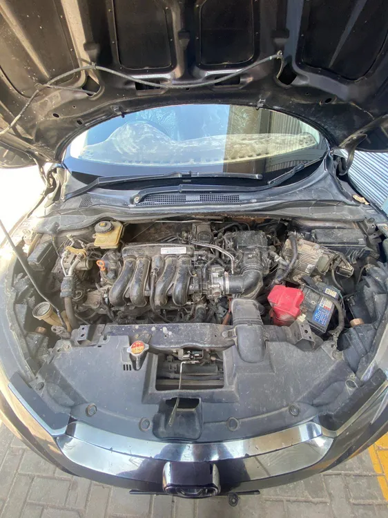 Honda Vezel 2014 for Sale in Multan Honda Vezel 2014 for Sale in Multan Image-6