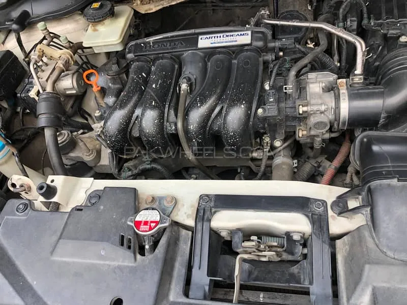 Honda Vezel 2016 for Sale in Gujranwala Honda Vezel 2016 for Sale in Gujranwala Image-8