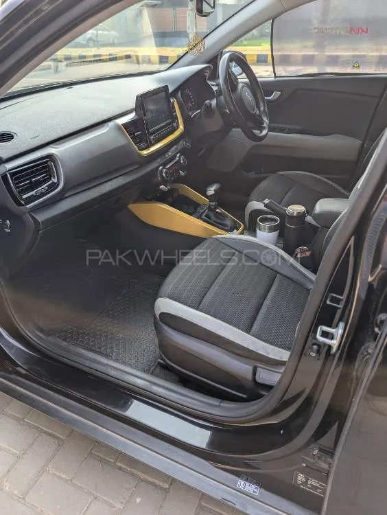 KIA Stonic 2022 for Sale in Lahore KIA Stonic 2022 for Sale in Lahore Image-13