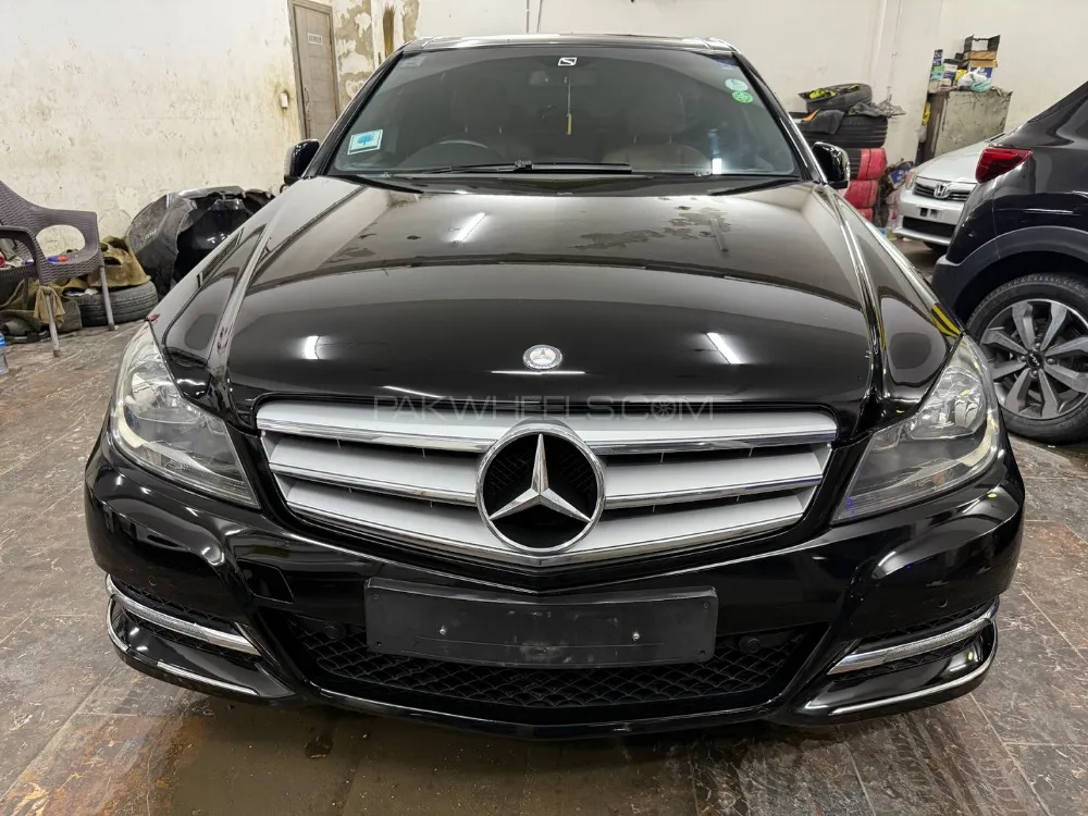 Mercedes Benz C Class 2012 for Sale in Karachi Mercedes Benz C Class 2012 for Sale in Karachi Image-2