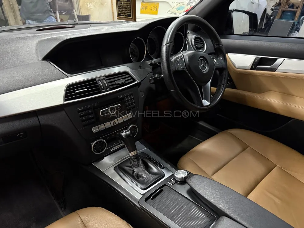 Mercedes Benz C Class 2012 for Sale in Karachi Mercedes Benz C Class 2012 for Sale in Karachi Image-8