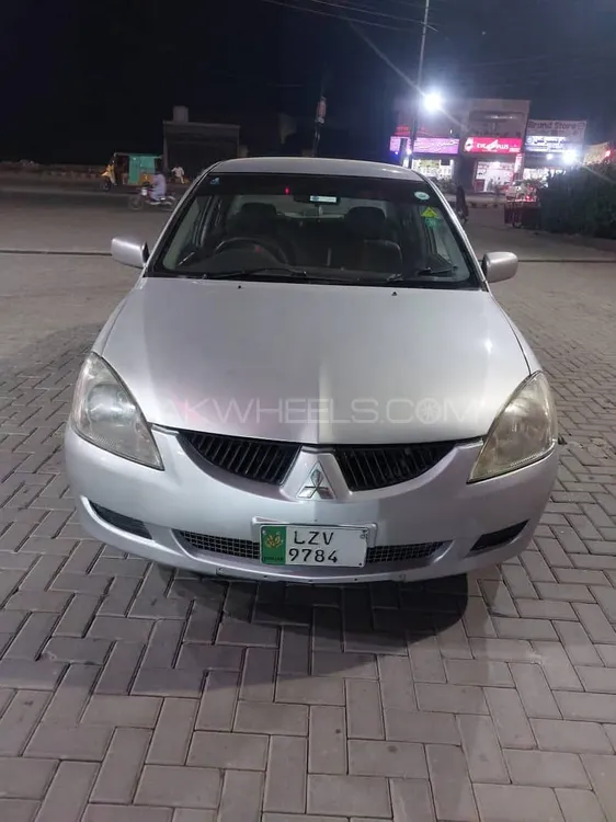 Mitsubishi Lancer 2005 for Sale in Lahore Mitsubishi Lancer 2005 for Sale in Lahore Image-5