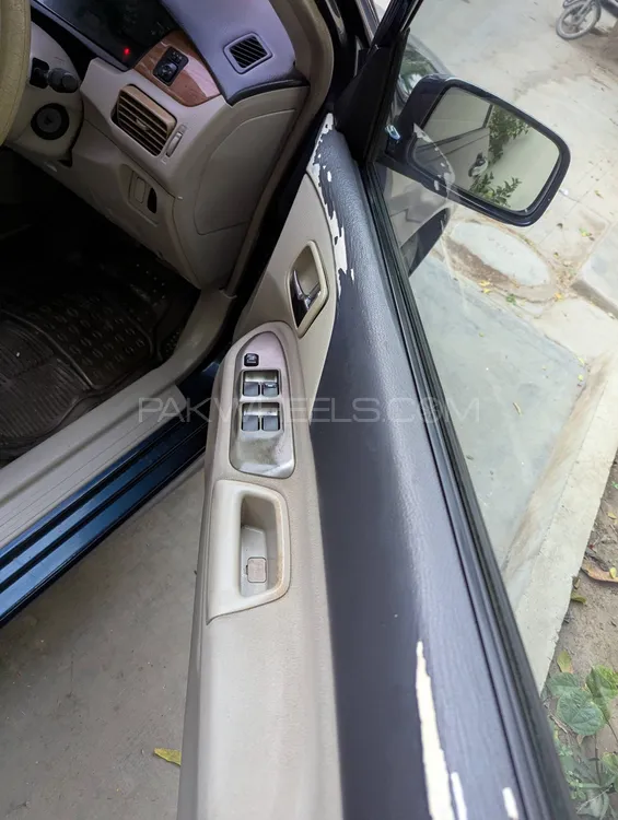مٹسوبیشی لینسر 2005 for Sale in کراچی مٹسوبیشی لینسر 2005 for Sale in کراچی Image-10