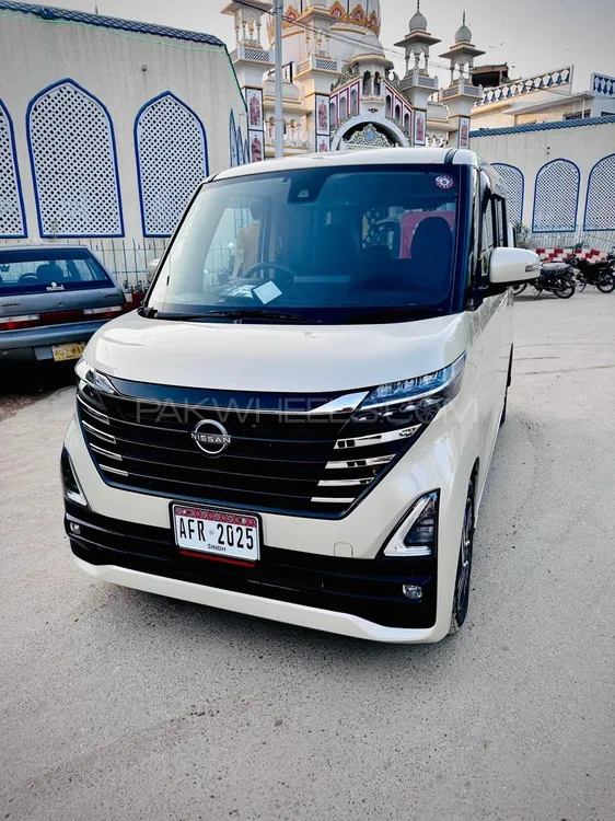 Nissan Roox 2023 for Sale in Karachi Image-1